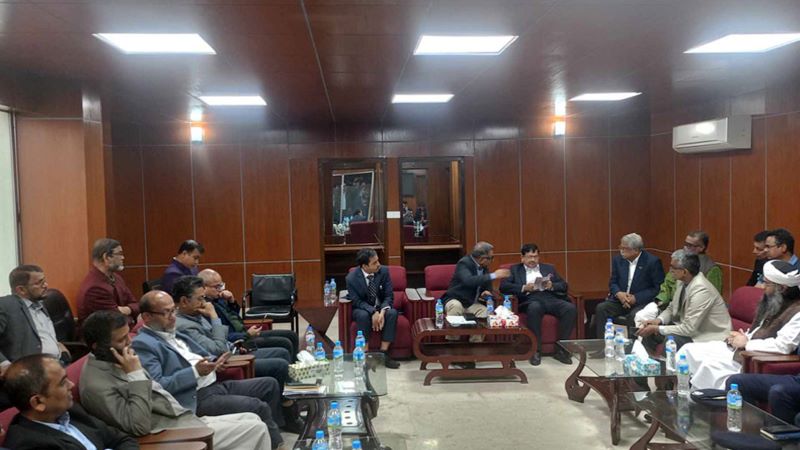 সমঝোতার বৈঠক শেষ, রেল চলাচলের সিদ্ধান্ত আসেনি